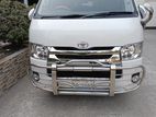 Toyota Hiace . 2012