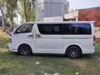 Toyota Hiace 2012