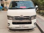 Toyota Hiace 2013