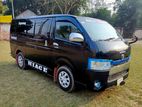 Toyota Hiace 2013