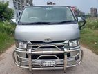 Toyota Hiace 2015