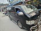 Toyota Hiace . 2016