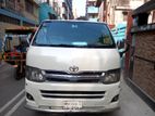 Toyota Hiace . 2012