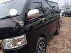 Toyota Hiace . 2018