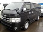 Toyota Hiace . 2019