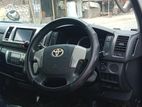 Toyota Hiace . 2014