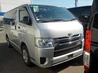 Toyota Hiace DUAL AC 2020