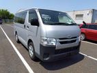 Toyota Hiace dx 2019