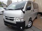 Toyota Hiace dx 2019