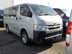Toyota Hiace DX 2020