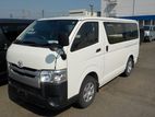 Toyota Hiace DX 2020