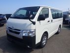 Toyota Hiace DX 2020