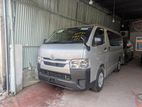 Toyota Hiace DX 2020