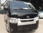 Toyota Hiace DX 2020