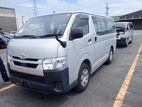 Toyota Hiace DX 2021
