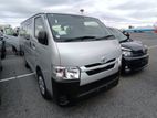 Toyota Hiace DX 2021