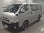 Toyota Hiace DX 2021