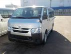 Toyota Hiace DX Silver 3.5 Point 2020