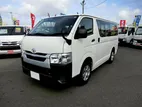 Toyota Hiace DX WHITE 3.5 2021