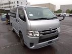 Toyota Hiace DXGL Silver 3.5/114k 2020
