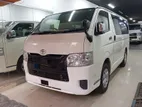 Toyota Hiace GL DUAL A/C 2020