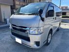 Toyota Hiace GL Dual Ac 2020