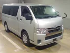 Toyota Hiace GL DUAL AC 2020