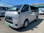 Toyota Hiace GL Dual Ac 2020