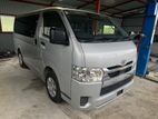 Toyota Hiace GL DUAL AC 2020