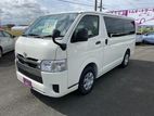 Toyota Hiace GL Dual Ac 2020