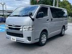 Toyota Hiace GL DUAL AC 2021