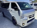 Toyota Hiace GL Dual Ac TRH 2020