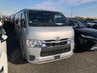 Toyota Hiace GL DUAL AC TRH 2020