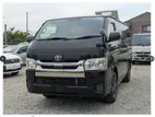 Toyota Hiace GL DualAC Hitter Box 2020