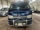 Toyota Hiace GL HALF CILLING 2010