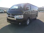 Toyota Hiace GL LED DUAL AC 2020