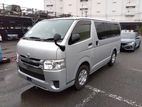 Toyota Hiace GL ORIGINAL DUAL A/C 2020