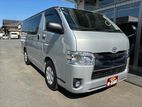 Toyota Hiace GL PROJECTION LED L. 2019