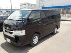 Toyota Hiace GLdual ac 4p low Mlg 2021