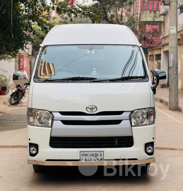 Toyota Hiace Grand Cabin Seat For Sale In Mohammadpur Bikroy