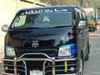 Toyota Hiace . 2011