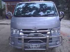 Toyota Hiace ` 2006