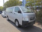 Toyota Hiace SINGLE AC NEW SHAPE 2020