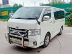 Toyota Hiace SUPER GL 2010