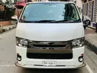 Toyota Hiace SUPER GL 2017