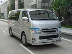 Toyota Hiace SUPER GL 2017
