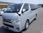 Toyota Hiace SUPER GL 2020