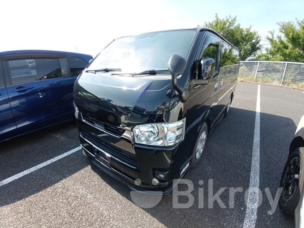 Toyota Hiace Super GL 2022 for Sale in Paltan Bikroy