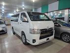 Toyota Hiace SUPER GL 2025
