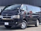 Toyota Hiace Super GL black 2021